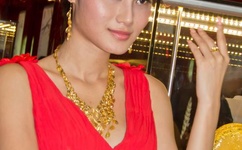 亚洲麻婆传媒MV